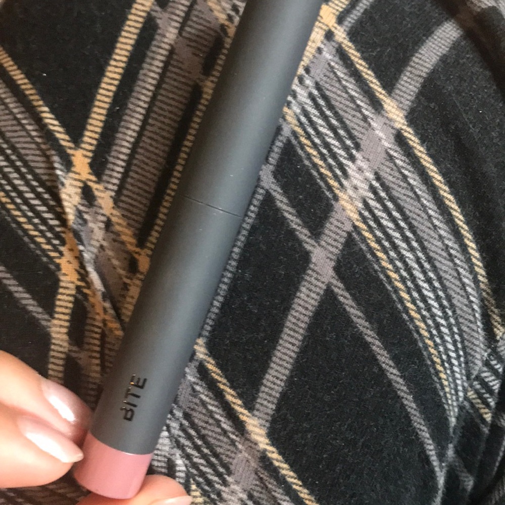 Bite Beauty lipstick in color Glace